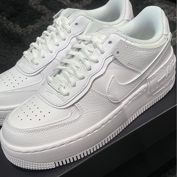 NWT Nike Air Force 1 Shadow Triple White in Original Box - Picture 3 of 16